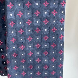 Hugo Boss Men's 100% Silk Tie- Italy- Dark Blue/ Red/White